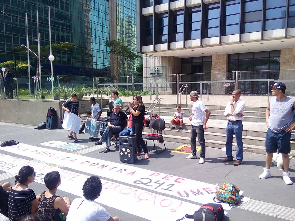 24-10-16 Aula Pública