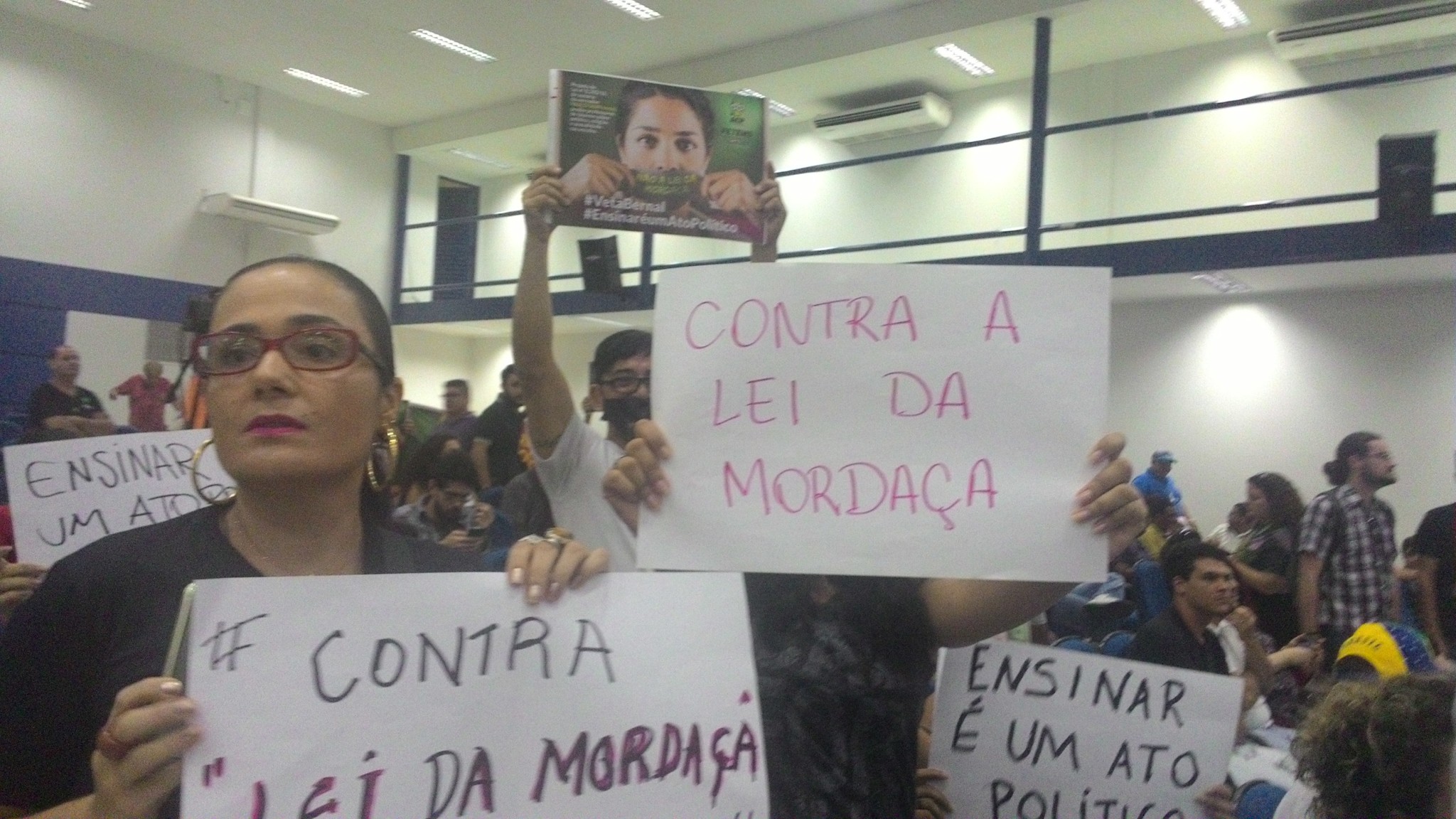 19-9-16 Lei da Mordaça