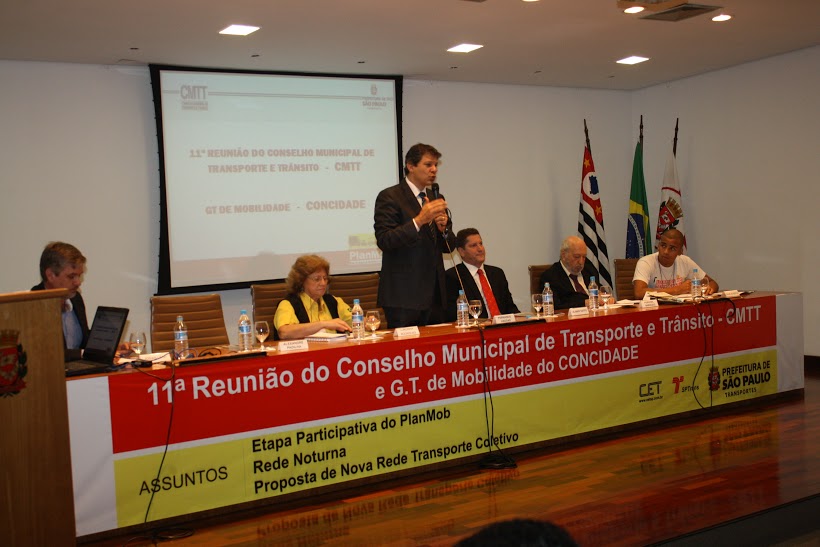Passe livre para estudantes matriculados apenas em ensino técnico é ...